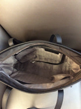 Load image into Gallery viewer, Michael Kors handbag