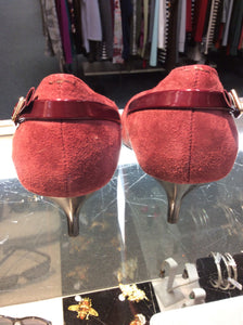 8.5 tahari heels
