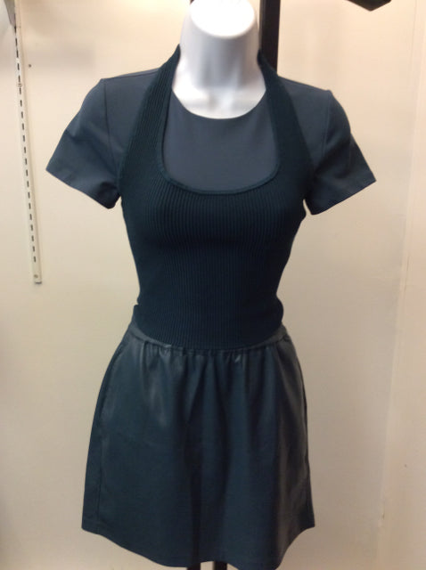 Size 2 3 PC Dress