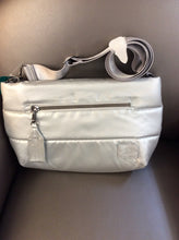 Load image into Gallery viewer, Lug crossbody