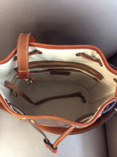 Load image into Gallery viewer, Dooney &amp; Bourke handbag