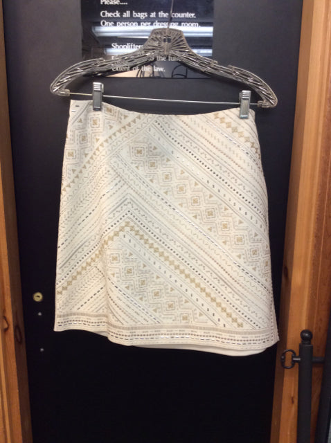 Size 10 White House/Black Market Skirt
