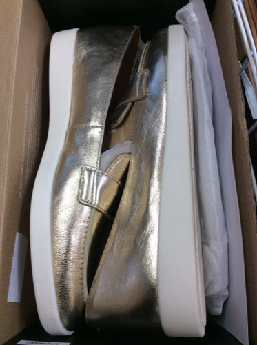 12 naturalizer Loafers