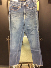 Load image into Gallery viewer, Size S gap Jeans