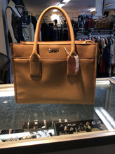 Load image into Gallery viewer, DKNY handbag