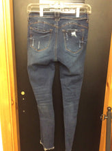 Load image into Gallery viewer, Size 3 Jeans