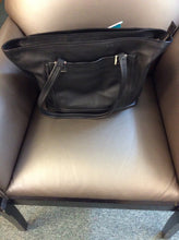 Load image into Gallery viewer, vince camuto handbag