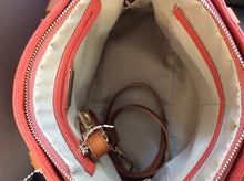 Load image into Gallery viewer, valentina handbag