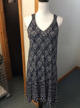 Load image into Gallery viewer, Size M Artisan NY Dress