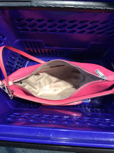 Load image into Gallery viewer, Michael Kors crossbody