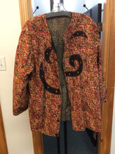 Load image into Gallery viewer, Size m Black/Beige Jacket