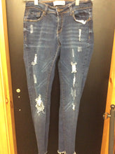 Load image into Gallery viewer, Size 3 Jeans