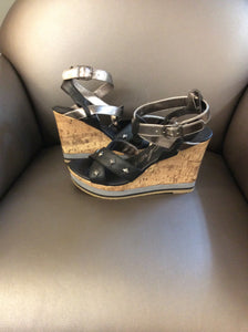 7 skechers wedge