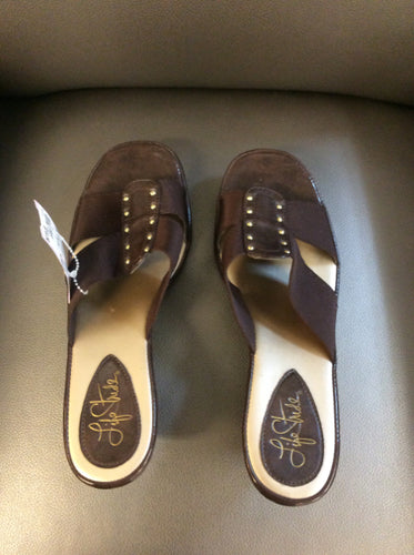 8 Life Stride Sandals