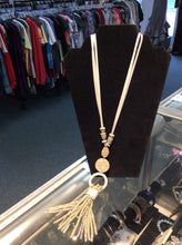 Load image into Gallery viewer, Necklace leath cords