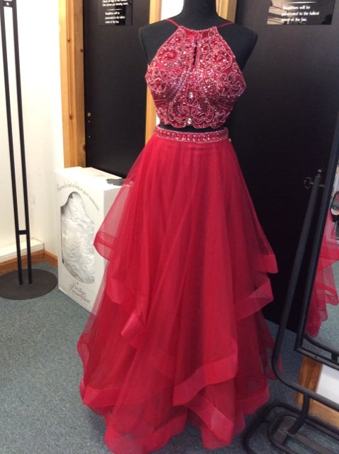 Size 0 JOVANI Gown/Evening Wear