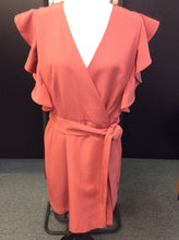 Load image into Gallery viewer, Size 14 Alexia Admor Dress
