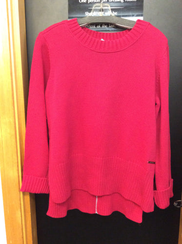 Size M PEACE LOVE WORLD Sweater