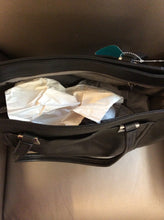 Load image into Gallery viewer, vince camuto handbag