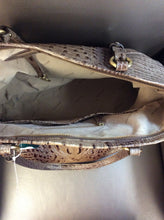 Load image into Gallery viewer, Brahmin handbag