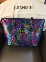 Load image into Gallery viewer, Brahmin handbag
