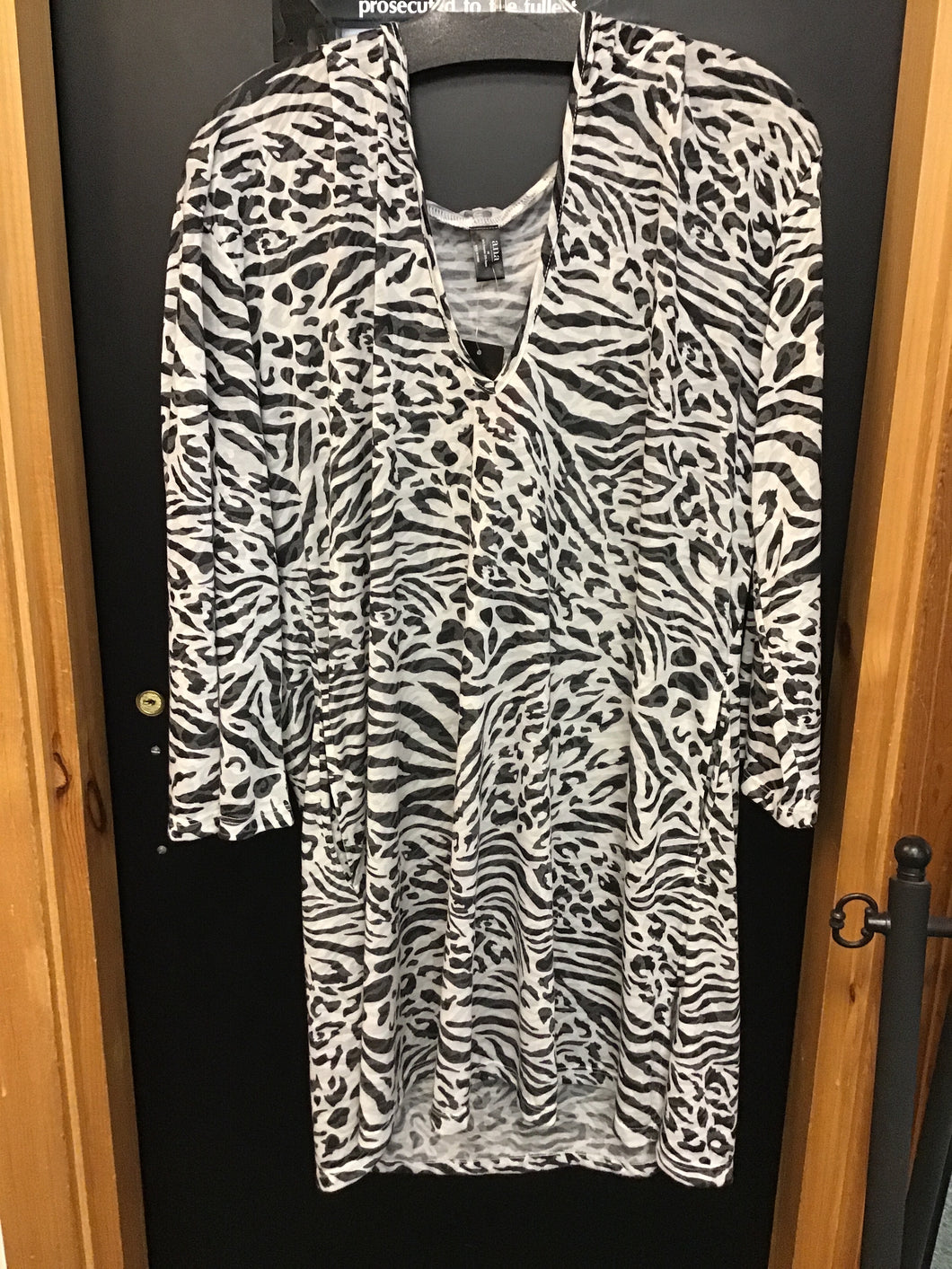 Size 1X Ana Coverup