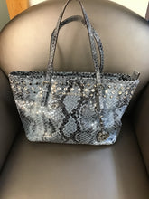 Load image into Gallery viewer, Michael Kors handbag