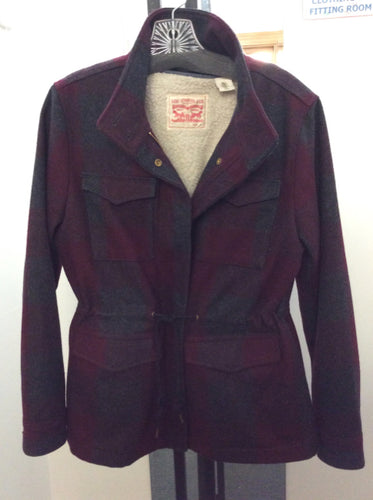 Size S Levi Jacket (Outdoor)