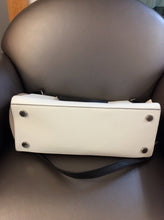 Load image into Gallery viewer, Michael Kors handbag