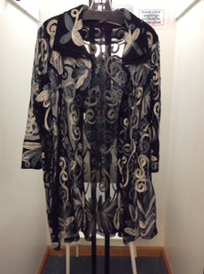 Parsley + Sage Size 1x black and white Jacket