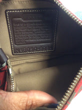 Load image into Gallery viewer, Coach Wristlet