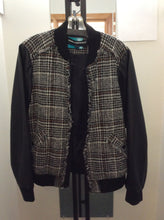 Load image into Gallery viewer, Karl Lagerfield Size L blk/wht Jacket