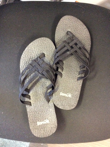 7 Sanuk flip flops