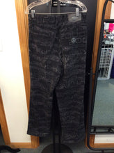 Load image into Gallery viewer, Moschino Size 33 Black mens jeans