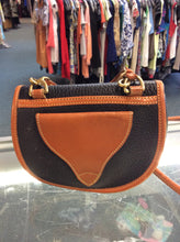 Load image into Gallery viewer, Dooney &amp; Bourke crossbody