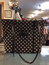 Load image into Gallery viewer, vera bradley handbag
