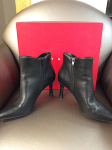 7 Kelly & Katie Ankle Boots