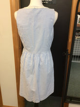 Load image into Gallery viewer, Size 10 Vineyard Vines Dress