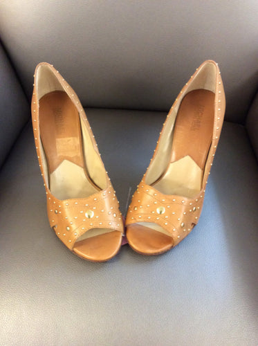 9 Michael Kors heels