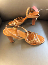 Load image into Gallery viewer, 7.5 Cole Haan Sandals