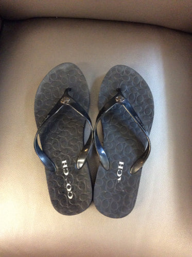 8 Coach flip flops