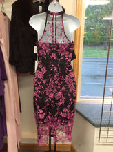 Load image into Gallery viewer, Size 4 sienna Dress