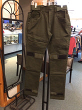 Load image into Gallery viewer, Size 32 X 32 Olive Men's - Khakis