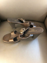 Load image into Gallery viewer, 9 Anne Klein Sandals