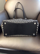 Load image into Gallery viewer, Michael Kors tote