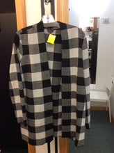 Load image into Gallery viewer, talbots Size L Cardigan