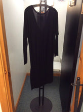 Load image into Gallery viewer, white house black market Size MP Dress