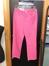 Load image into Gallery viewer, Size 8 Seven Jeans