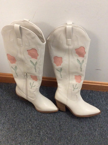 6.5 universal thread Boots