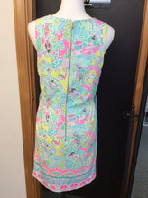 Load image into Gallery viewer, Size 8 Lilly Pulitzer Dress